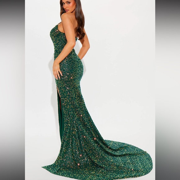 Strapless Sequin Formal Dress ✨ - Picture 2 of 3